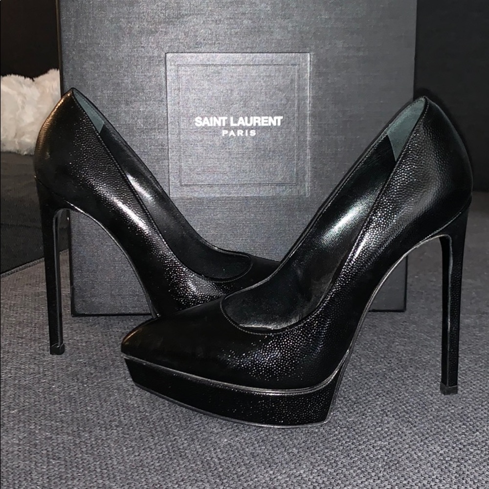YSL Saint Laurent Janis Pump Grain Black 35